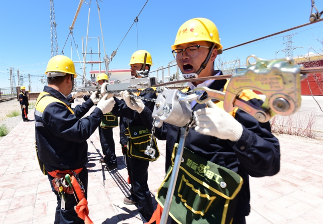 91视频电影网卡線器鋁合金手扳葫蘆在電力工程中的應用